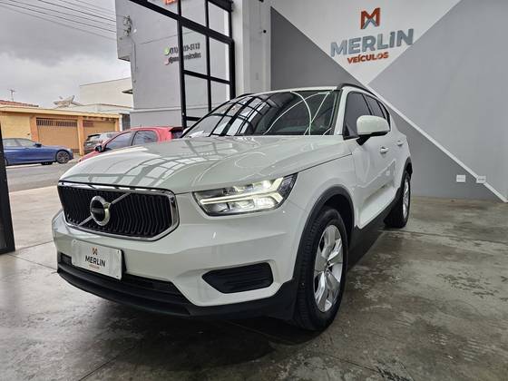 VOLVO XC40 2.0 T4 GASOLINA GEARTRONIC VOLVO XC40 2.0 T4 GASOLINA GEARTRONIC
